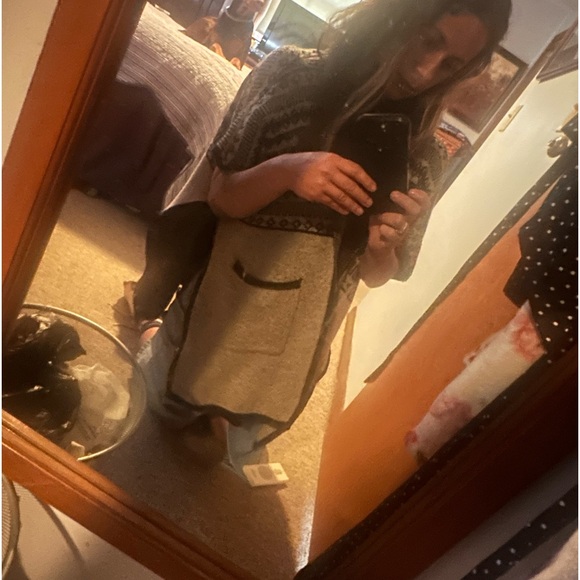 Hooded Boho Poncho - Picture 4 of 10